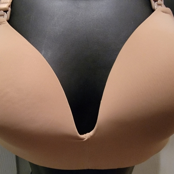 Auden Nursing Lightly Lined Wireless Bra - Size: 40 C - Color: Tan - Picture 5 of 12